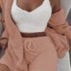 ⁦طقم بيجاما نسائي 3 قطع – بلوزة طويلة الأكمام، توب قصير، وشورت برباط⁩ - الصورة ⁦8⁩